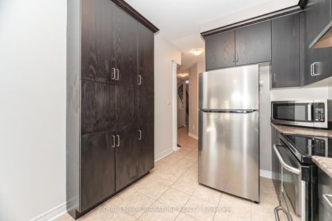 Photo 13 at 81 Paperbark Avenue, Patterson, Vaughan