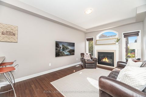 Photo 16 at 81 Paperbark Avenue, Patterson, Vaughan