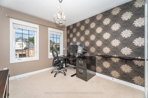 Photo 33 at 81 Paperbark Avenue, Patterson, Vaughan