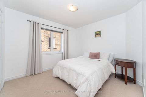 Photo 36 at 81 Paperbark Avenue, Patterson, Vaughan