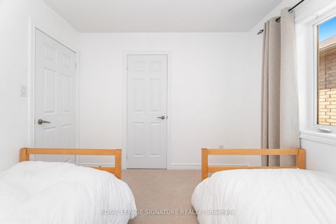 Photo 39 at 81 Paperbark Avenue, Patterson, Vaughan