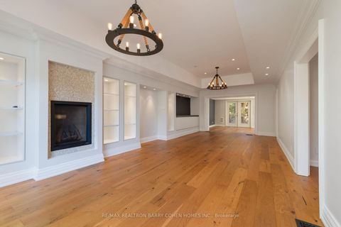 Photo 1 at 29 Glen Rush Boulevard, Nortown, Toronto Photo 1 at 29 Glen Rush Boulevard, Nortown, Toronto