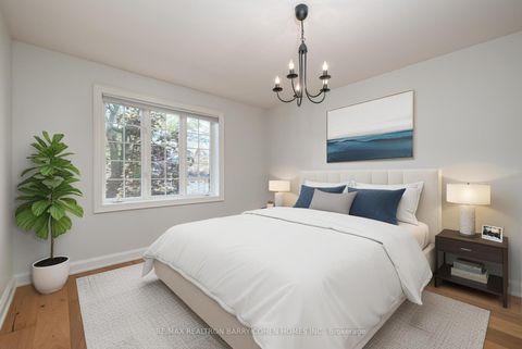 Photo 22 at 29 Glen Rush Boulevard, Nortown, Toronto