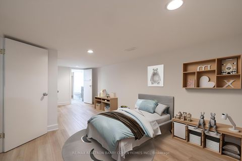 Photo 32 at 29 Glen Rush Boulevard, Nortown, Toronto