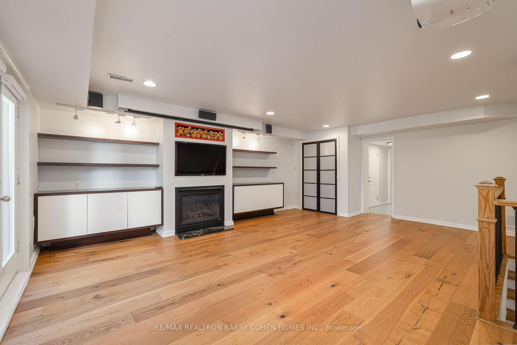 Photo 27 at 29 Glen Rush Boulevard, Nortown, Toronto Photo 27 at 29 Glen Rush Boulevard, Nortown, Toronto