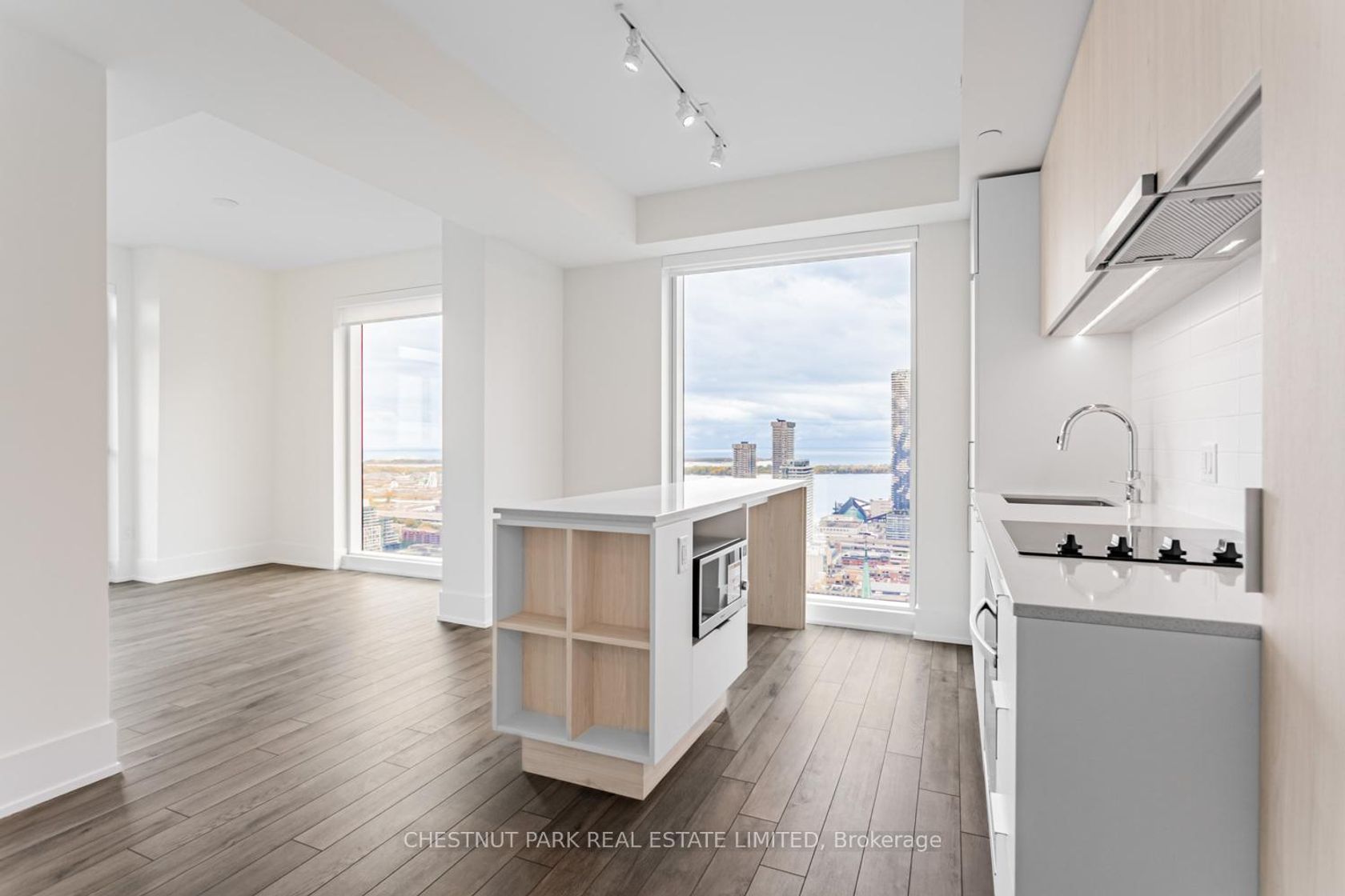 Photo 6 at 4507 - 89 Church Street, Yonge Corridor, Toronto Photo 6 at 4507 - 89 Church Street, Yonge Corridor, Toronto