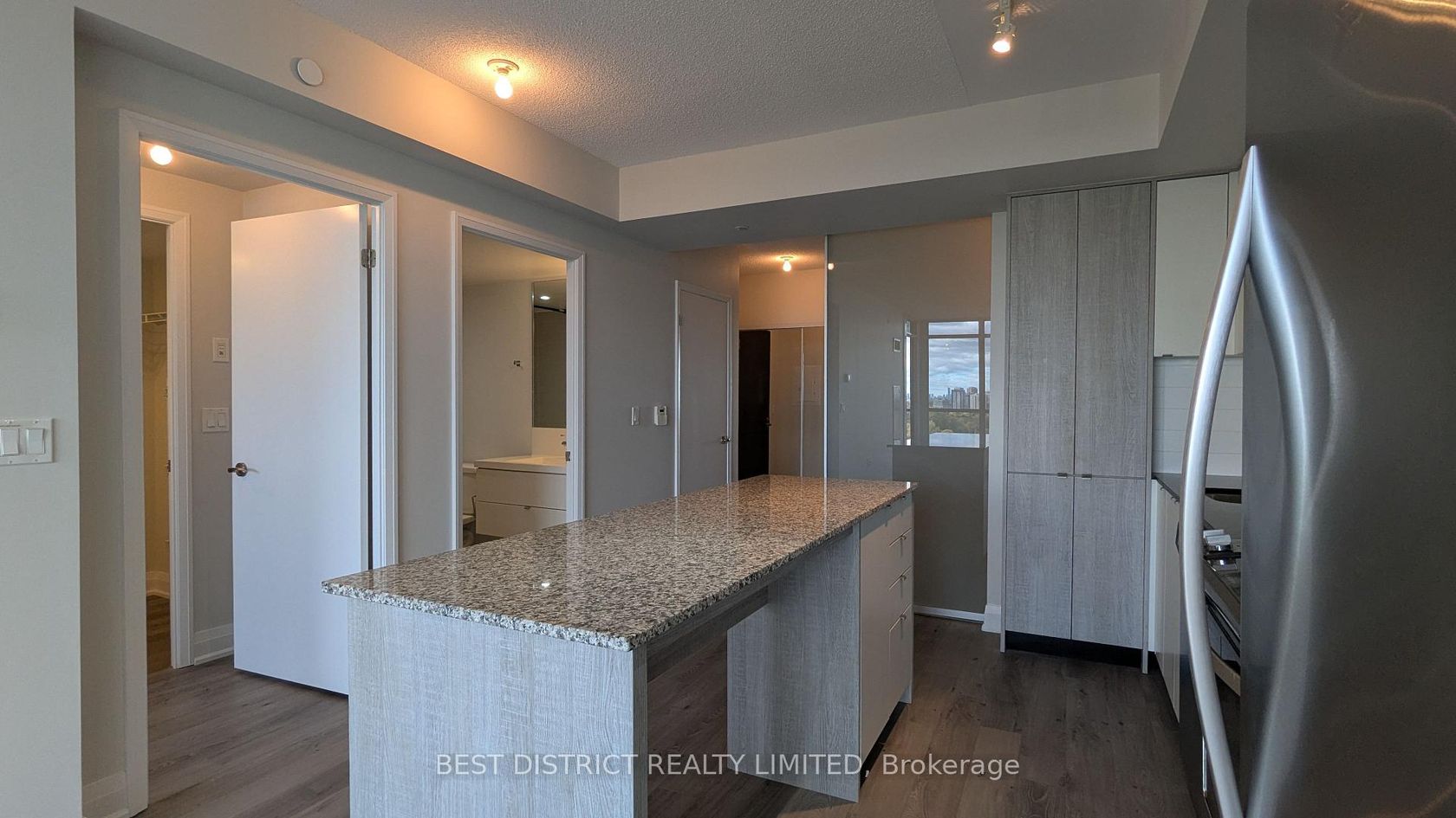 Photo 13 at 1501 - 9 Valhalla Inn Road, City Centre West, Toronto Photo 13 at 1501 - 9 Valhalla Inn Road, City Centre West, Toronto