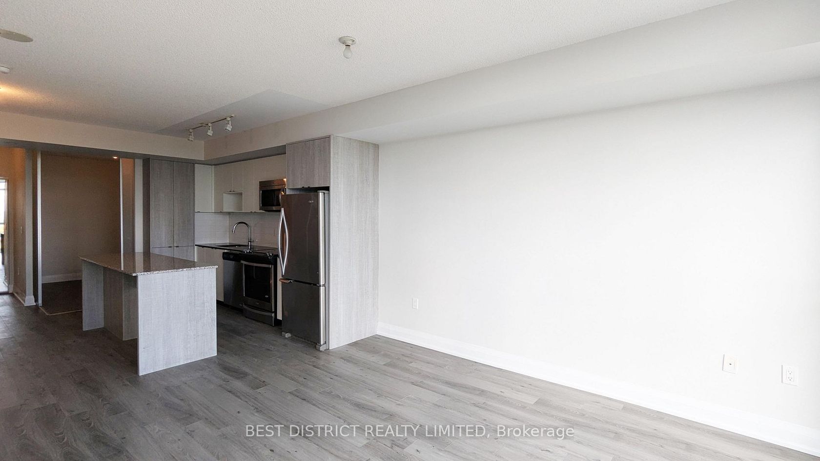 Photo 15 at 1501 - 9 Valhalla Inn Road, City Centre West, Toronto Photo 15 at 1501 - 9 Valhalla Inn Road, City Centre West, Toronto