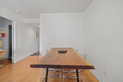 Photo 10 at 1029 - 5233 Dundas Street W, City Centre West, Toronto