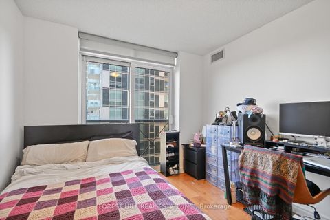 Photo 18 at 1029 - 5233 Dundas Street W, City Centre West, Toronto