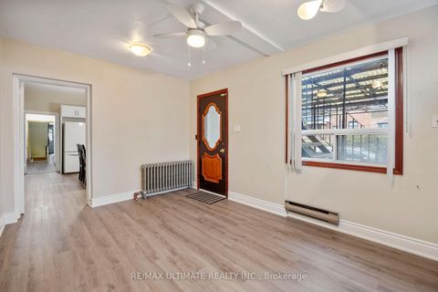 Photo 13 at 353 Dovercourt Road, Bellwoods, Toronto