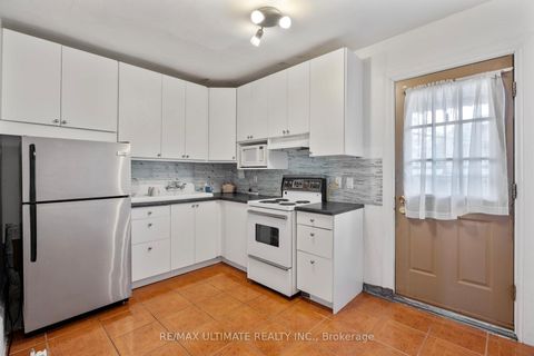 Photo 21 at 353 Dovercourt Road, Bellwoods, Toronto