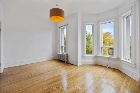 Photo 24 at 353 Dovercourt Road, Bellwoods, Toronto