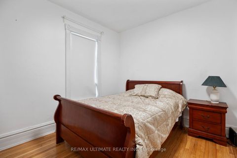 Photo 26 at 353 Dovercourt Road, Bellwoods, Toronto