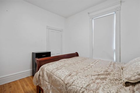 Photo 27 at 353 Dovercourt Road, Bellwoods, Toronto