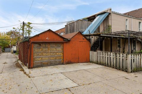 Photo 37 at 353 Dovercourt Road, Bellwoods, Toronto