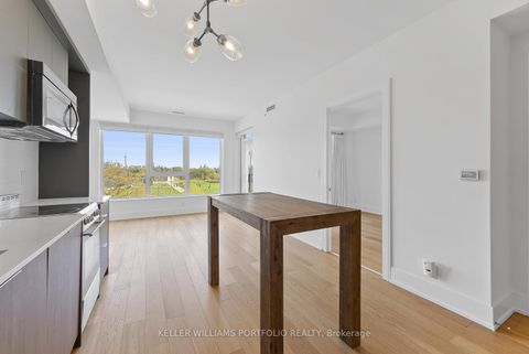 Photo 5 at 310 - 6 Parkwood Avenue, Forest Hill South, Toronto