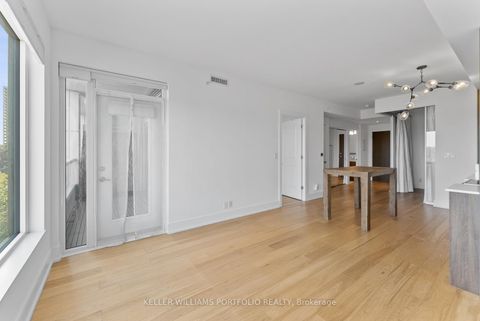 Photo 17 at 310 - 6 Parkwood Avenue, Forest Hill South, Toronto