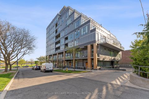 Photo 39 at 310 - 6 Parkwood Avenue, Forest Hill South, Toronto