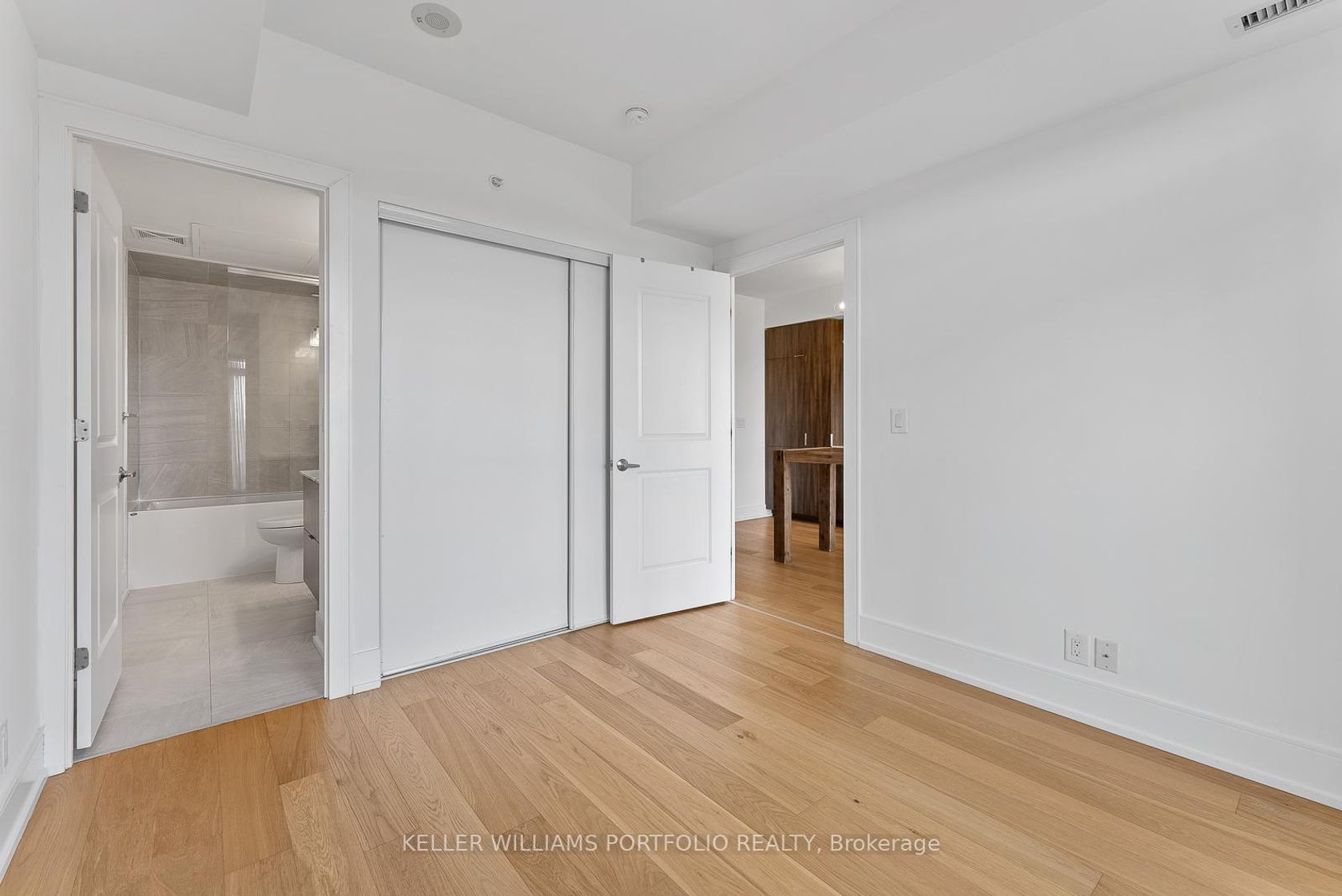 Photo 21 at 310 - 6 Parkwood Avenue, Forest Hill South, Toronto Photo 21 at 310 - 6 Parkwood Avenue, Forest Hill South, Toronto