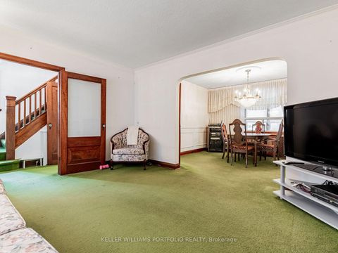 Photo 2 at 51 Glenavy Avenue, York Mills, Toronto