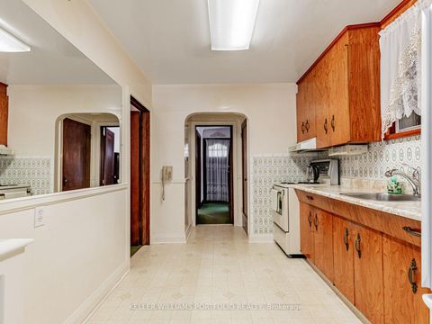 Photo 9 at 51 Glenavy Avenue, York Mills, Toronto