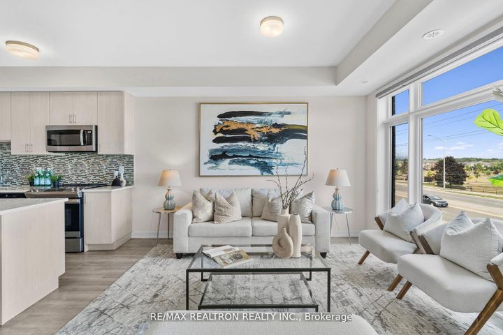 Photo 5 at 401 - 2550 Castlegate Crossing, Duffin Heights, Pickering