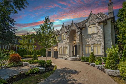 Photo 0 at 29 Junewood Crescent, Windfields, Toronto