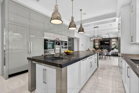 Photo 12 at 29 Junewood Crescent, Windfields, Toronto