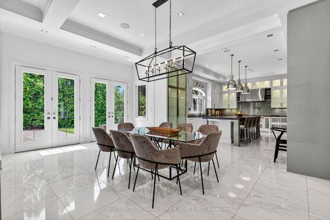 Photo 16 at 29 Junewood Crescent, Windfields, Toronto