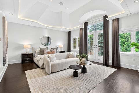 Photo 25 at 29 Junewood Crescent, Windfields, Toronto