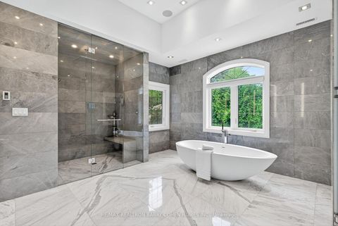 Photo 28 at 29 Junewood Crescent, Windfields, Toronto