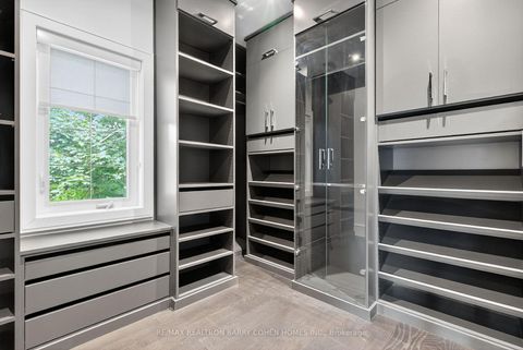 Photo 31 at 29 Junewood Crescent, Windfields, Toronto