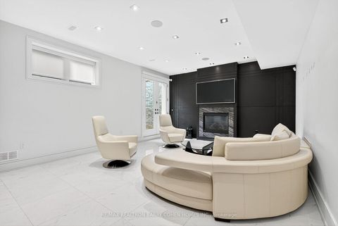 Photo 40 at 29 Junewood Crescent, Windfields, Toronto