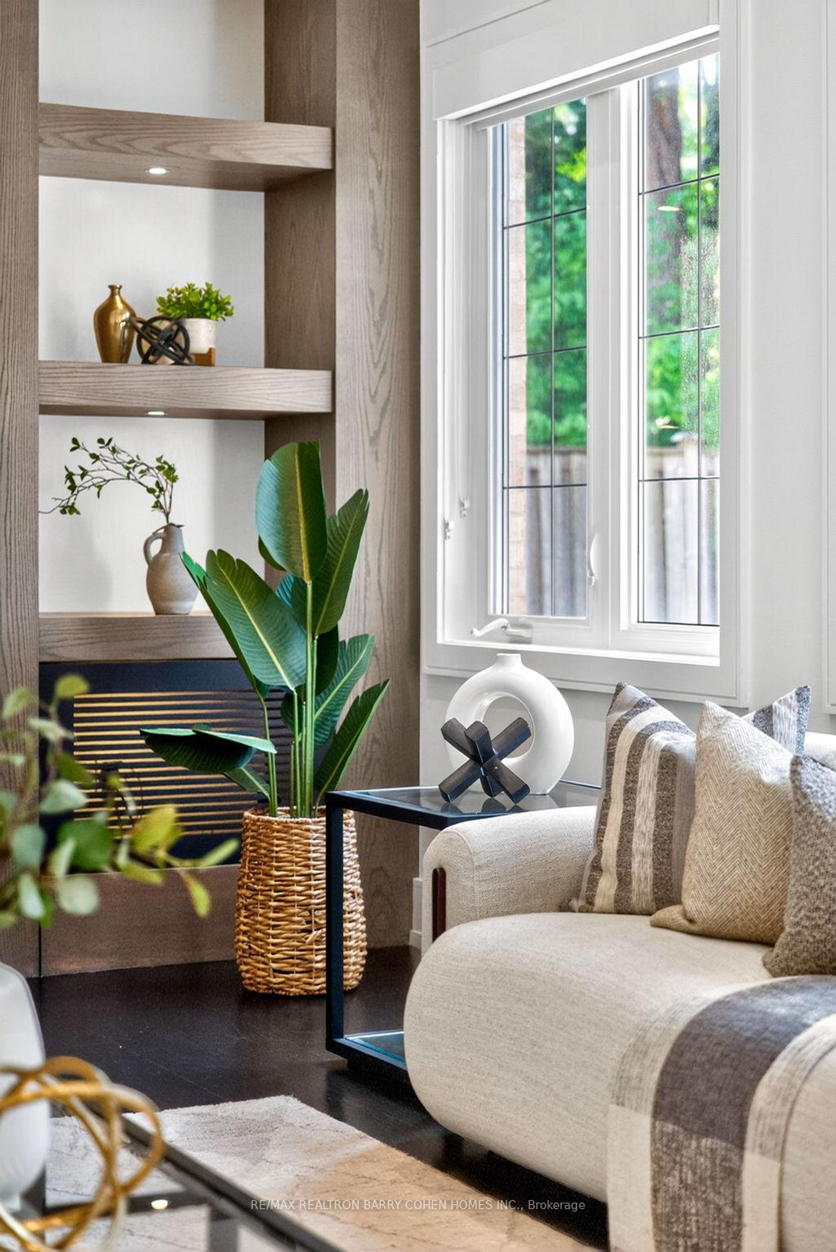 Photo 19 at 29 Junewood Crescent, Windfields, Toronto Photo 19 at 29 Junewood Crescent, Windfields, Toronto