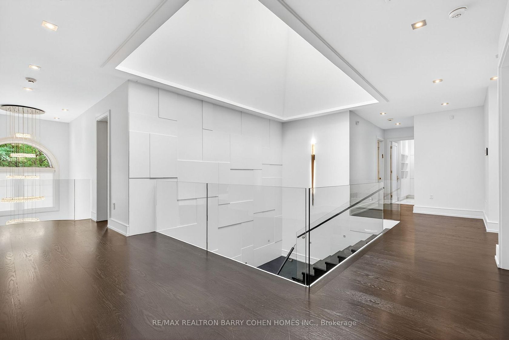 Photo 23 at 29 Junewood Crescent, Windfields, Toronto Photo 23 at 29 Junewood Crescent, Windfields, Toronto