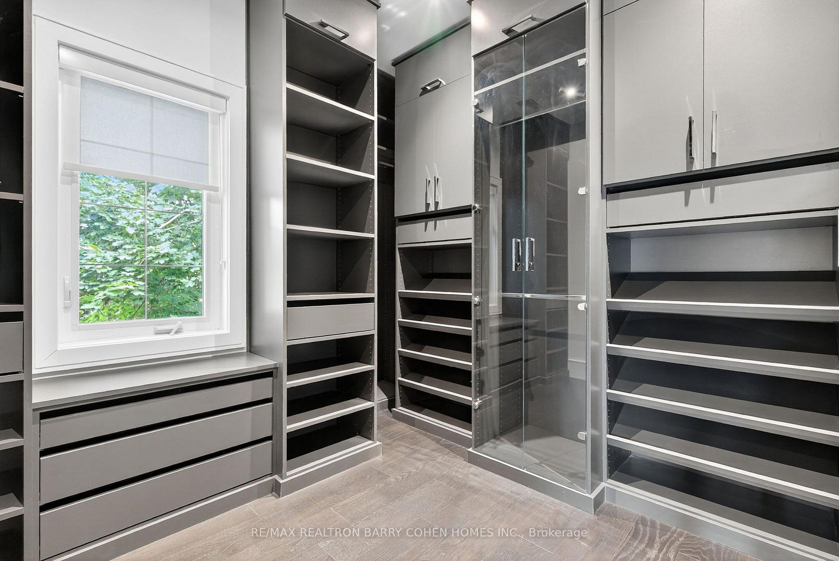 Photo 31 at 29 Junewood Crescent, Windfields, Toronto Photo 31 at 29 Junewood Crescent, Windfields, Toronto