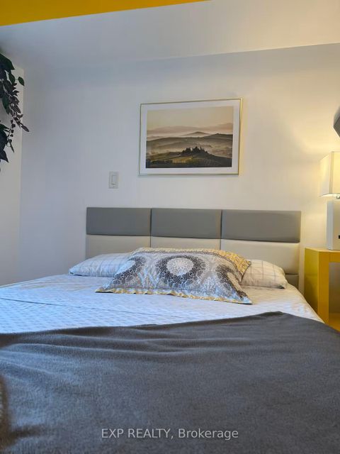 Photo 1 at 814 - 20 Blue Jays Way, Waterfront Communities C1, Toronto