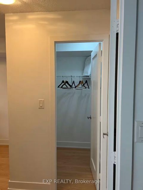 Photo 12 at 814 - 20 Blue Jays Way, Waterfront Communities C1, Toronto