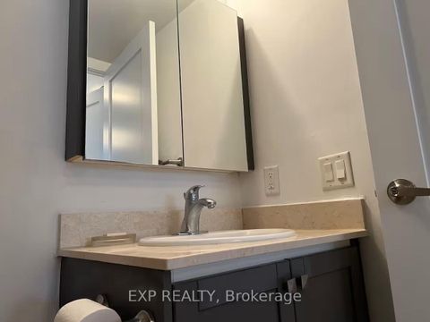 Photo 15 at 814 - 20 Blue Jays Way, Waterfront Communities C1, Toronto