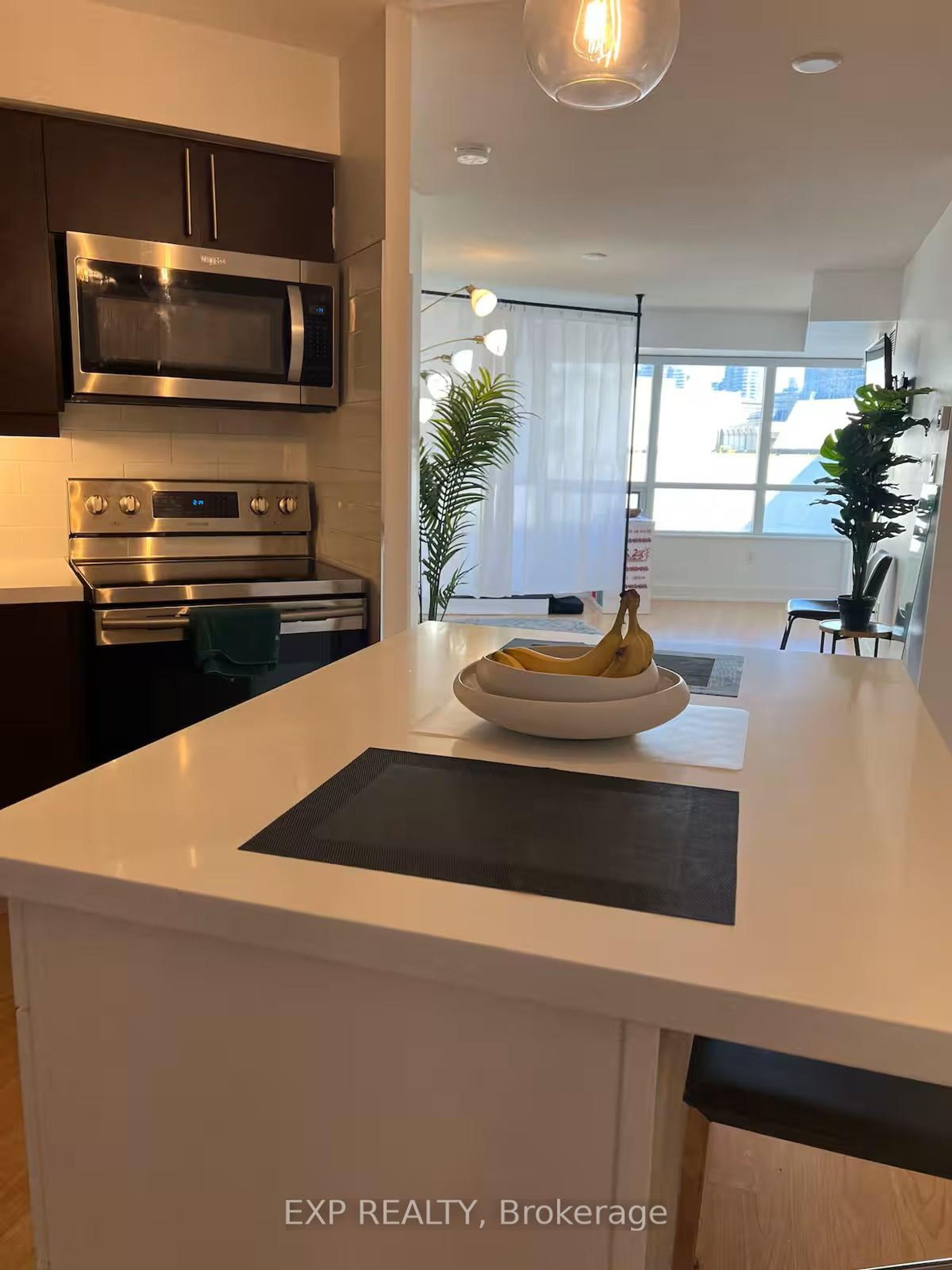 Photo 13 at 814 - 20 Blue Jays Way, Waterfront Communities C1, Toronto Photo 13 at 814 - 20 Blue Jays Way, Waterfront Communities C1, Toronto