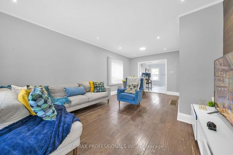 Photo 6 at 38 Nickle Street, Mount Dennis, Toronto