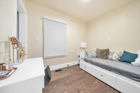 Photo 10 at 38 Nickle Street, Mount Dennis, Toronto