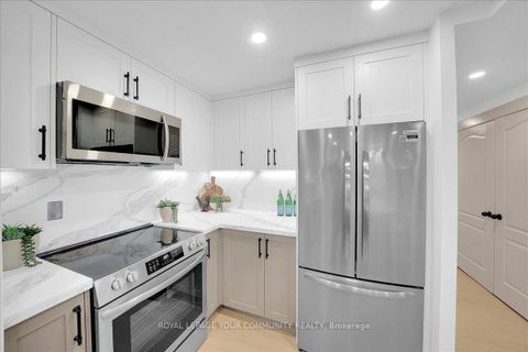 Photo 13 at 1005 - 299 Mill Road, Markland Wood, Toronto