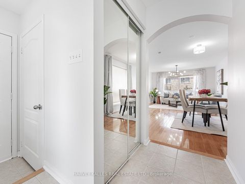 Photo 4 at 9 Bobcat Terrace, Rouge E11, Toronto