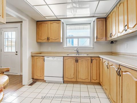 Photo 9 at 281 Jeffcoat Drive, Clairville, Toronto