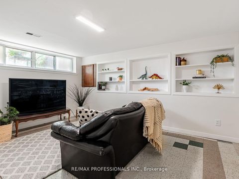 Photo 18 at 281 Jeffcoat Drive, Clairville, Toronto