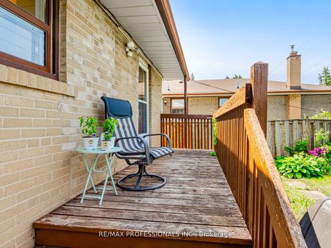 Photo 21 at 281 Jeffcoat Drive, Clairville, Toronto