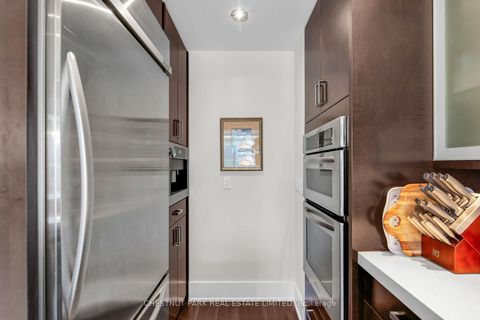 Photo 15 at 617 - 120 Homewood Avenue, South St. James Town, Toronto