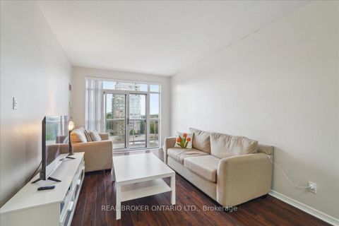 Photo 12 at 926 - 3650 Kingston Road, Scarborough Village, Toronto